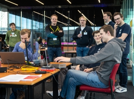 Hack the Power Grid: Masterclass & hack-demo
