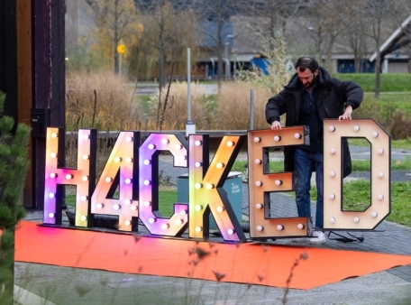 Hack the Power Grid is terug